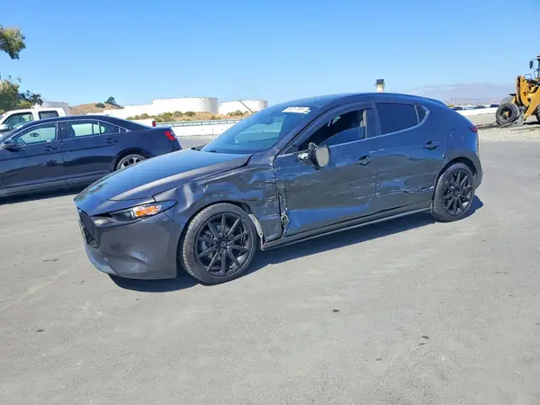 JM1BPAMM3K1135753 — 2019 Mazda 3, Боковая часть (Side), фото до ремонта