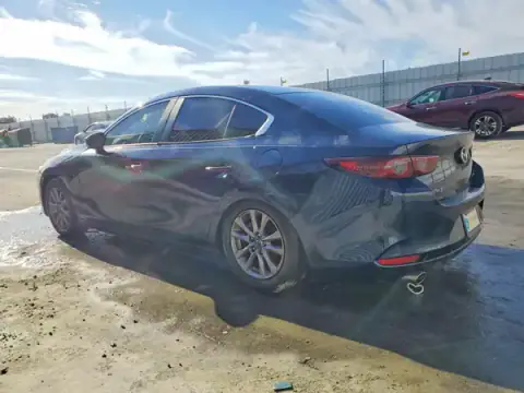 3MZBPABL4LM134235 — 2020 Mazda 3, zdjęcie 2 z Copart 22.09.2026, Bok