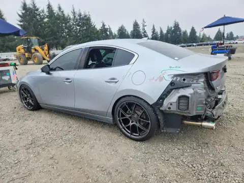3MZBPBDM8LM131379 — 2020 Mazda 3, photo 2 from Copart 25.09.2026, Rear end
