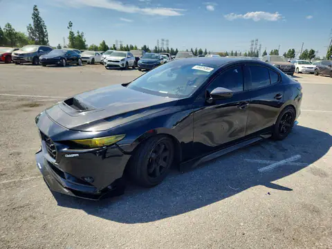 JM1BPAALXM1320591 — 2021 Mazda 3, Przód (Front End), zdjęć przed naprawą