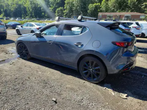 JM1BPBNY6M1330255 — 2021 Mazda 3, photo 2 from Copart, Front end