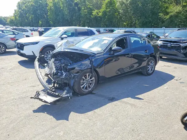 JM1BPAA70M1333594 Mazda 3 2021 — Front end damage, before-repair photo