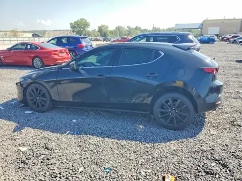 JM1BPBNY2M1311346 — 2021 Mazda 3, zdjęcie 2 z Copart, Przód