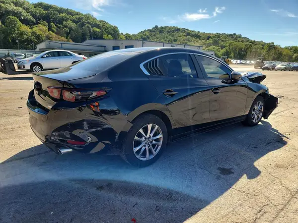 3MZBPAA7XMM204181 — 2021 Mazda 3, photo 3 from Copart, Front end