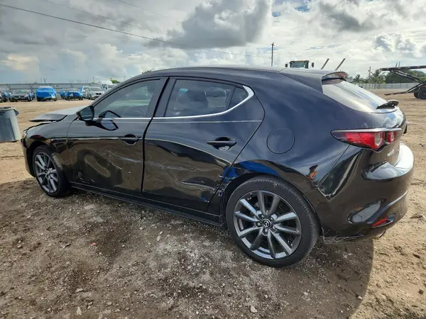 JM1BPALM1P1612088 — 2023 Mazda 3, фото 2 с аукциона Copart, Передняя часть