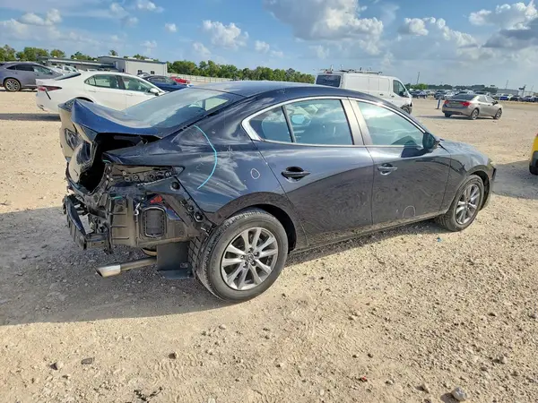 3MZBPAAM1RM429747 — 2024 Mazda 3, фото 3 с аукциона Copart, Задняя часть