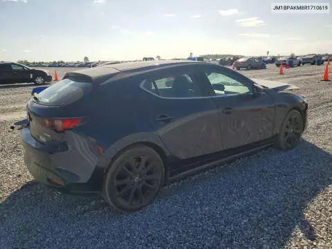 JM1BPAKM8R1710619 — 2024 Mazda 3, zdjęcie 3 z Copart 26.10.2026, Przód