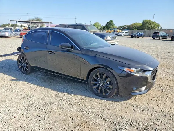 JM1BPABL8T1884897 — 2026 Mazda 3, photo 4 from Copart, Rear end
