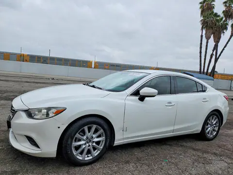 JM1GJ1U50G1455975 — 2016 Mazda 6, Parte trasera (Rear End), fotos antes de reparar