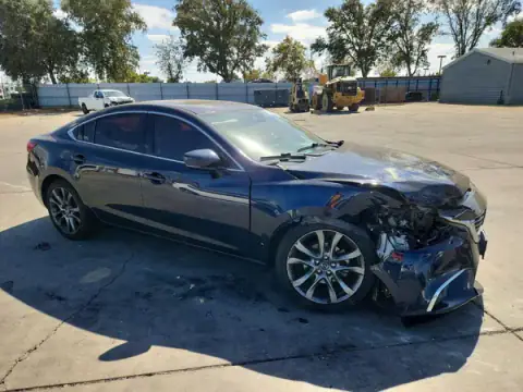 JM1GL1W58H1127289 — 2017 Mazda 6, foto 4 de Copart 28.09.2026, Parte delantera