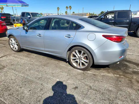 JM1GL1V56H1130810 — 2017 Mazda 6, photo 2 from Copart 13.10.2026, Front end