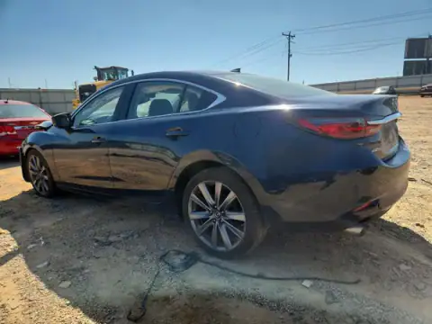 JM1GL1TYXJ1324226 — 2018 Mazda 6, zdjęcie 2 z Copart 16.10.2026, Przód