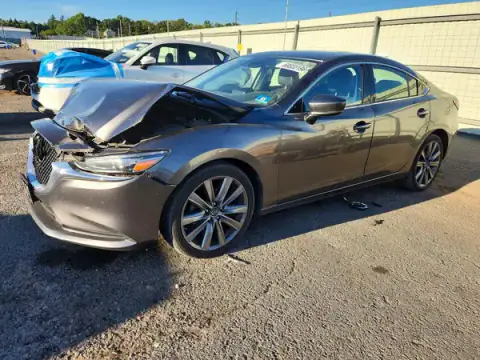 JM1GL1VM1J1301976 — 2018 Mazda 6, Front end (Front End), before-repair photos