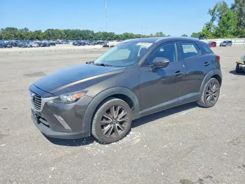 JM1DKFC7XJ0301724 — 2018 Mazda CX-3, Задня частина (Rear End), фото до ремонту