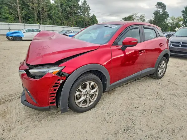 JM1DKDB74K1455010 Mazda CX-3 2019 — uszkodzenie Przód, zdjęcie przed naprawą