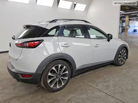 JM1DKFC70K1401424 — 2019 Mazda CX-3, photo 3 from Copart 22.10.2026, Minor dents and scratches