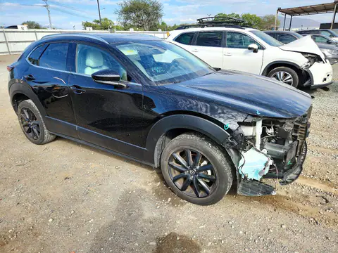 3MVDMADL1MM209765 — 2021 Mazda CX-30, zdjęcie 4 z Copart 23.10.2026, Przód