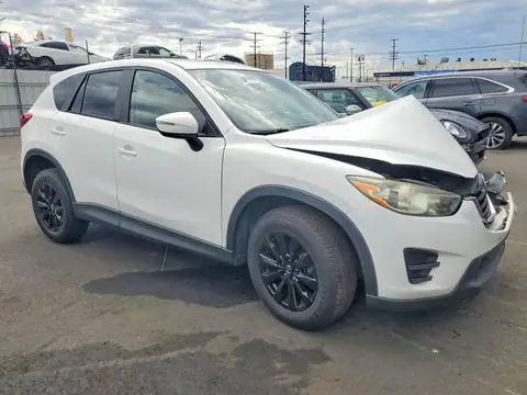 JM3KE2BY3G0747747 — 2016 Mazda CX-5, photo 4 from Copart 14.10.2026, Front end