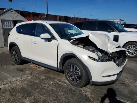 JM3KFADL2H0107992 — 2017 Mazda CX-5, zdjęcie 4 z Copart 16.10.2026, Przód