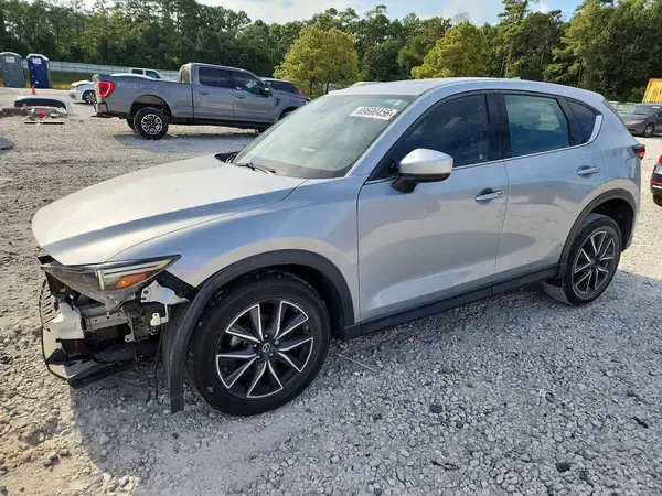 JM3KFADL9H0201139 Mazda CX-5 2017 — Front end damage, before-repair photo