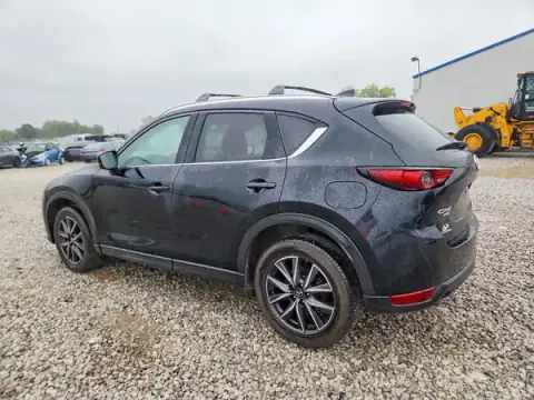 JM3KFBDL1H0173570 — 2017 Mazda CX-5, zdjęcie 2 z Copart, Przód