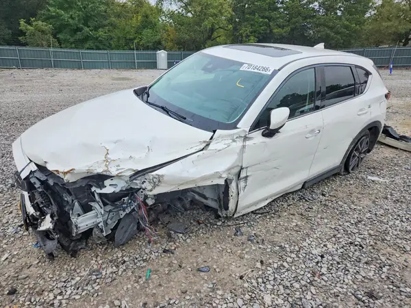 JM3KFBDL3H0154812 Mazda CX-5 2017 — повреждение Передняя часть, фото до ремонта