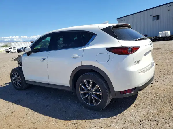 JM3KFBDL6H0161463 — 2017 Mazda CX-5, photo 2 from Copart, Front end
