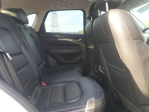 JM3KFBDL6H0168381 — 2017 Mazda CX-5, Przód, zdjęć przed naprawą