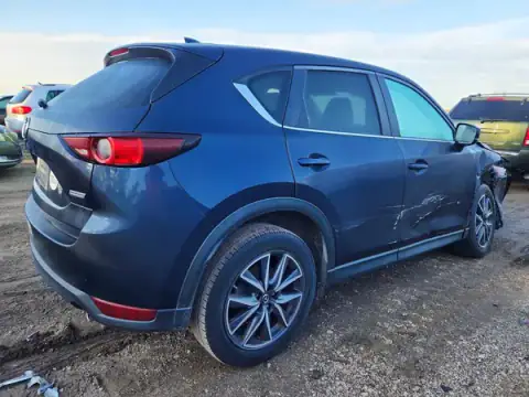 JM3KFBCM3J0301985 — 2018 Mazda CX-5, photo 3 from Copart, Front end
