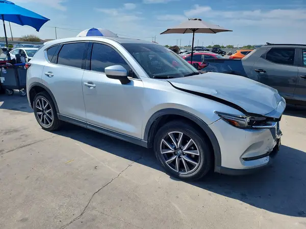 JM3KFADM1J0327140 — 2018 Mazda CX-5, photo 4 from Copart 28.09.2026, Front end