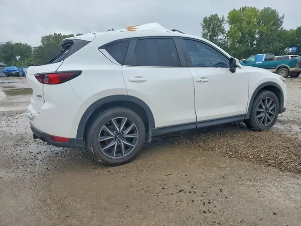 JM3KFBCM9J0450367 — 2018 Mazda CX-5, zdjęcie 3 z Copart, Dach
