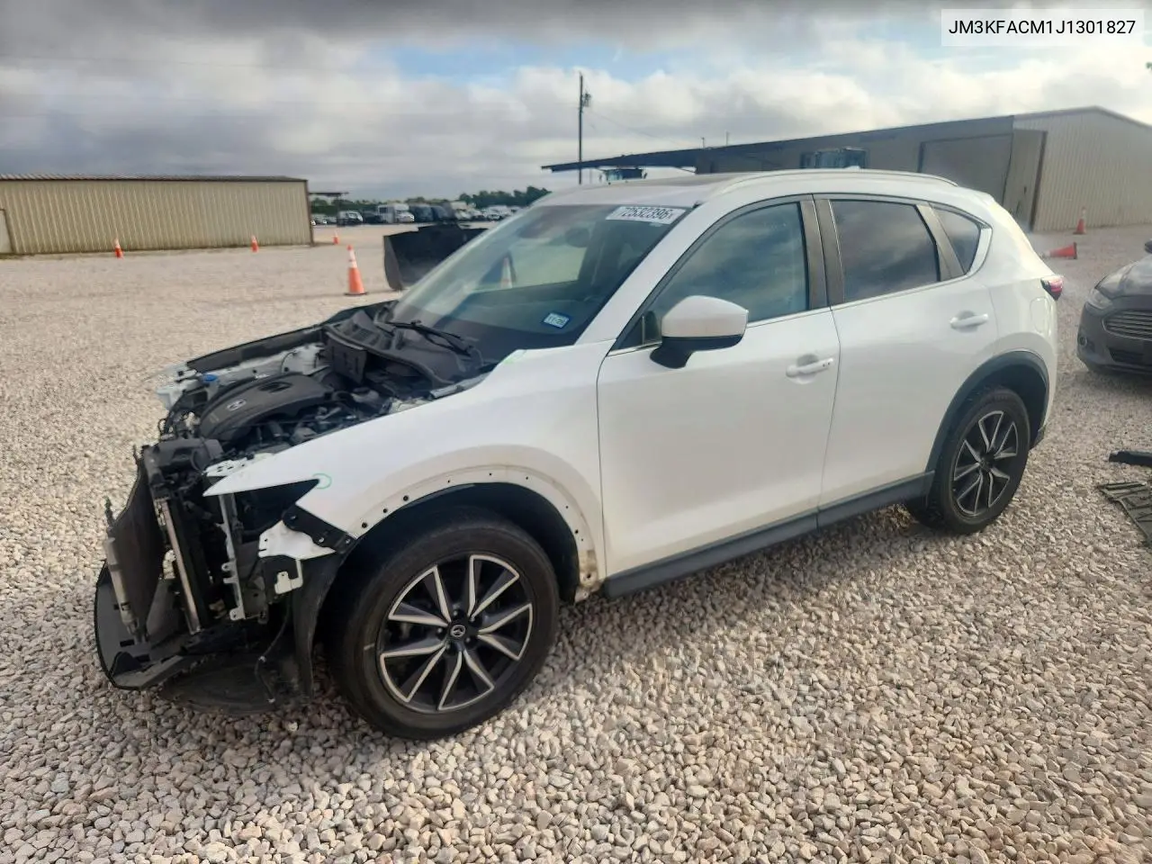 JM3KFACM1J1301827 Mazda CX-5 2018 — Front end damage, before-repair photo