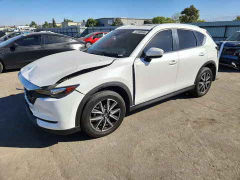 JM3KFACM8J0466053 — 2018 Mazda CX-5, Parte trasera, fotos antes de reparar