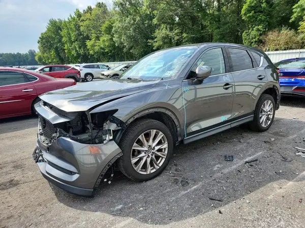 JM3KFADM1L0733227 Mazda CX-5 2020 — Rear end damage, before-repair photo