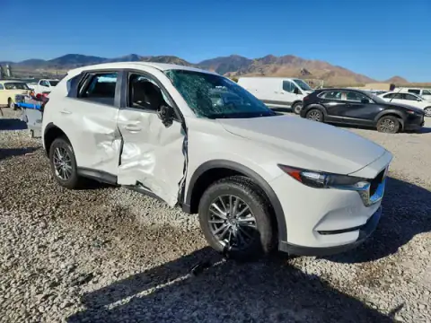 JM3KFBCM5L0797861 — 2020 Mazda CX-5, photo 4 from Copart, Side