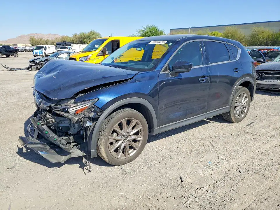 JM3KFBDM3M1422836 Mazda CX-5 2021 — повреждение Передняя часть, фото до ремонта