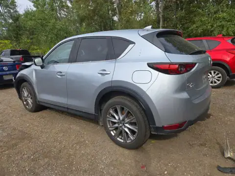 JM3KFBDM7M0123050 — 2021 Mazda CX-5, photo 2 from Copart 29.09.2026, Front end