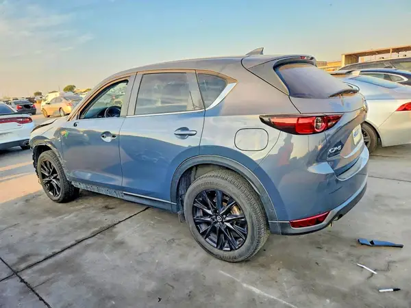 JM3KFACM7M0319727 — 2021 Mazda CX-5, фото 2 с аукциона Copart, Передняя часть