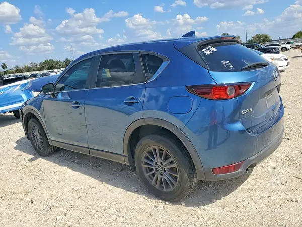 JM3KFACM2M1320696 — 2021 Mazda CX-5, фото 2 с аукциона Copart 01.10.2026, Передняя часть