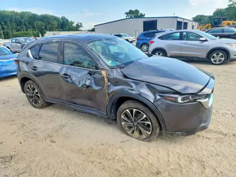 JM3KFBEM6N1630676 — 2022 Mazda CX-5, photo 4 from Copart 20.10.2026, Front end