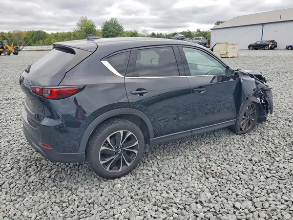 JM3KFBEM5N0536097 — 2022 Mazda CX-5, photo 3 from Copart, Front end