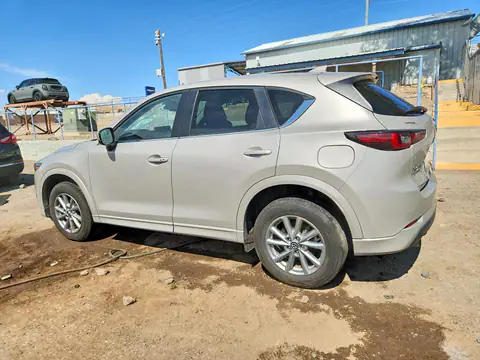 JM3KFBBL9R0447666 — 2024 Mazda CX-5, photo 2 from Copart 15.10.2026, Front end