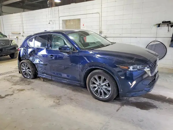 JM3KFBEM8S0807150 — 2025 Mazda CX-5, фото 4 с аукциона Copart, Боковая часть