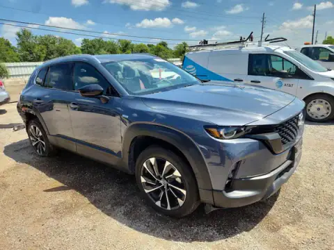 7MMVAAEW6SN132286 — 2025 Mazda CX-50, ფოტო 4, Copart 21.09.2026, უკანა ნაწილი