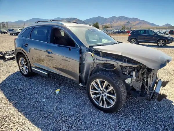 JM3TCBEY1J0209903 — 2018 Mazda CX-9, фото 4 с аукциона Copart, Передняя часть