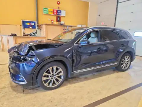 JM3TCBDYXJ0205642 — 2018 Mazda CX-9, Передня частина (Front End), фото до ремонту