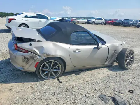 JM1NDAD71P0560868 — 2023 Mazda MX-5, photo 3 from Copart, Rollover