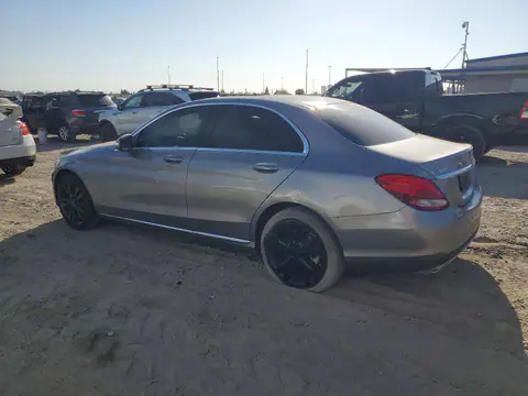 55SWF4KB0FU021809 — 2015 Mercedes-Benz C, фото 2 с аукциона Copart 29.09.2026, Вандализм