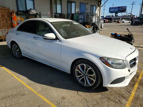 55SWF4JB2GU146104 — 2016 Mercedes-Benz C, photo 4 from Copart 15.10.2026, Front end