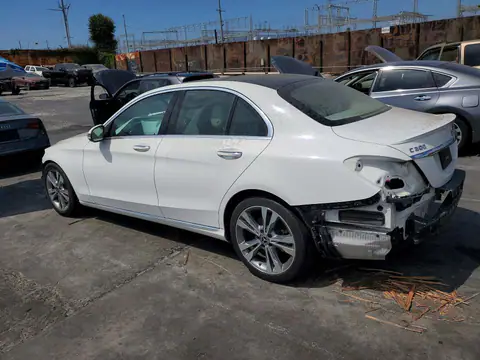 55SWF4JB4HU232127 — 2017 Mercedes-Benz C, фото 2 з Copart 21.10.2026, Передня частина